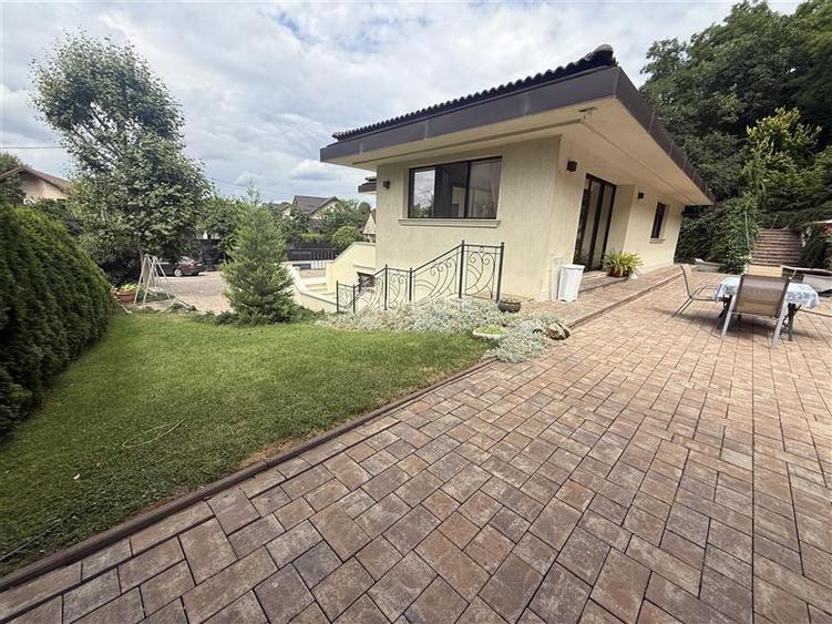 ELEGANTA FARA COMPROMIS | RESEDINTA EXCLUSIVISTA IN BACAU | 424 MP CONSTRUITI | - 39