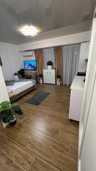 Mamaia Nord - studio - primul rand la mare