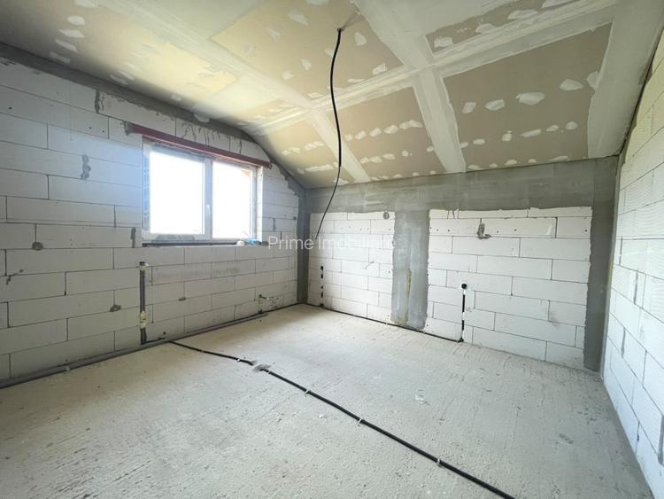 Casă de vanzare | 3 camere | 119mp utili | Teren 400mp - 6