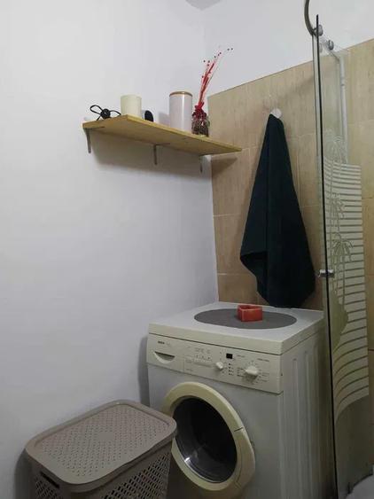 Garsoniera de inchiriat zona UMF