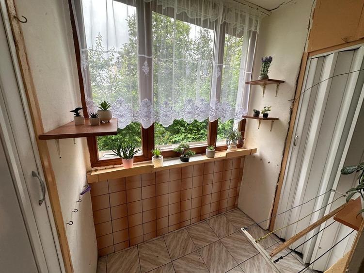 OPORTUNITATE !!! 3 CAMERE MANASTUR STR MEHEDINTI CU LOC DE PARCARE , 60 MP