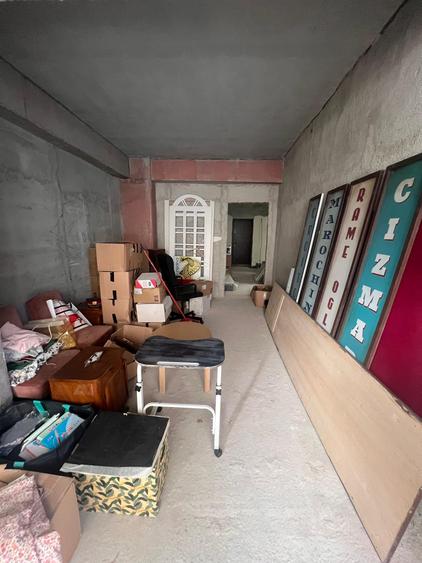 APARTAMENT 3 CAMERE DE VANZARE PARTER CU TERASA