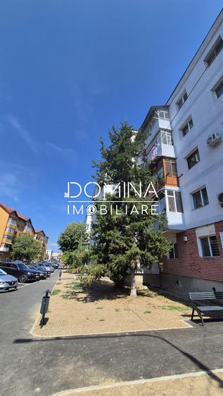 Vânzare apartament 3 camere, în Tg. Jiu, strada 22 Decembrie 1989 - zona 8 Mai