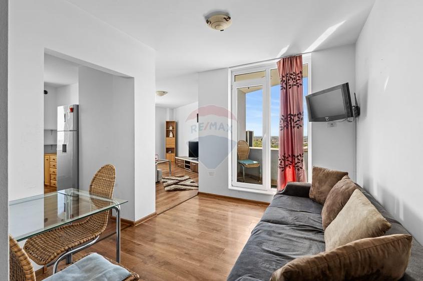 Apartament cu 3 camere de închiriat în zona Romanilor
