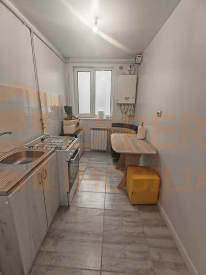 Apartament 3 Camere de vanzare in zona FAR - Constanța | Decomandat | Renovat