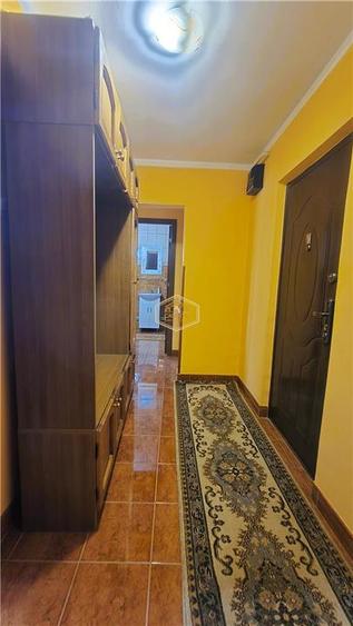 Apartament decomandat cu 2 camere si 2 balcoane | Micro 17