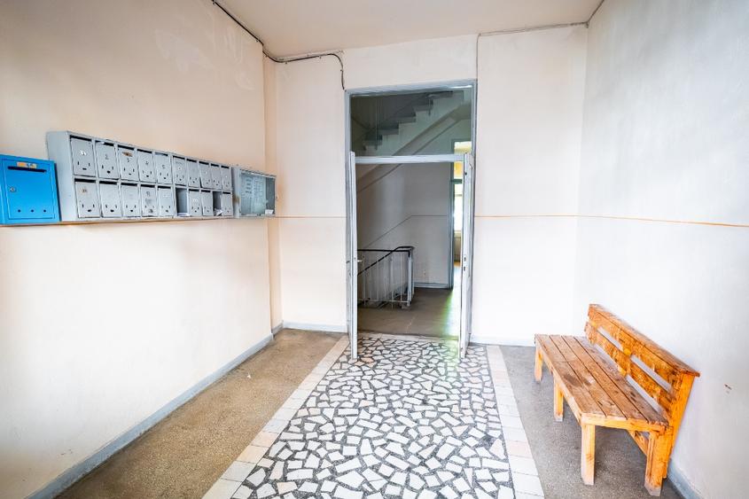 3 camere renovat, 80 mp, 2AC, centrala, loc parcare, curte interioara Teatrul TC
