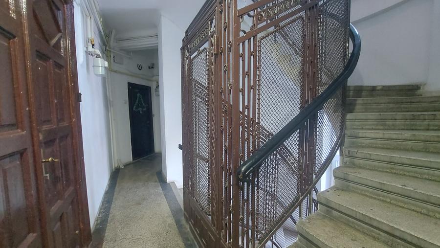 Dimitrie Cantemir, vanzare 6 camere,PARTER +ETAJ, PRETABILE CLINICA