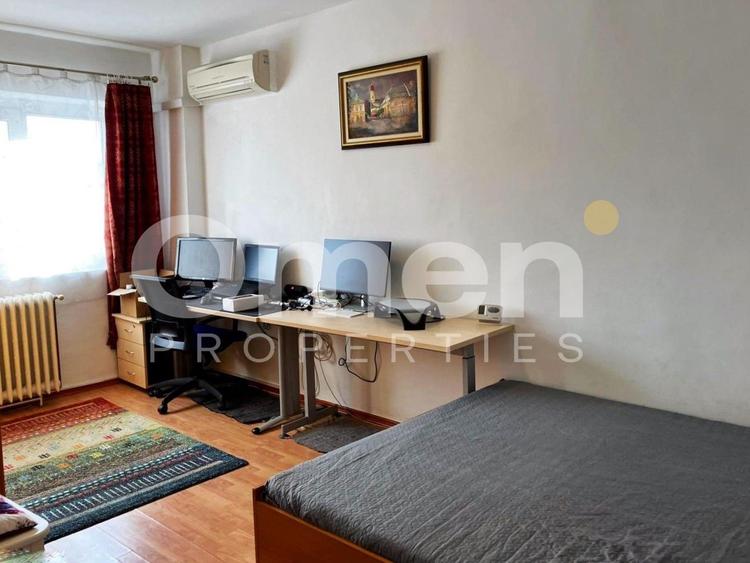 Apartament 3 camere spațios, ultracentral, etaj 4, mobilat și utilat