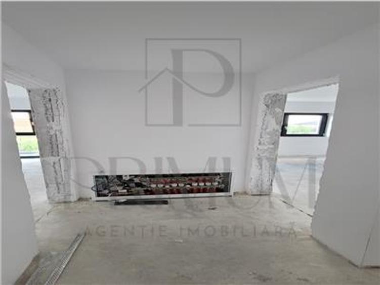 Duplex individual - 5 camere - proiect deosebit- mansardabil - teren 375 mp