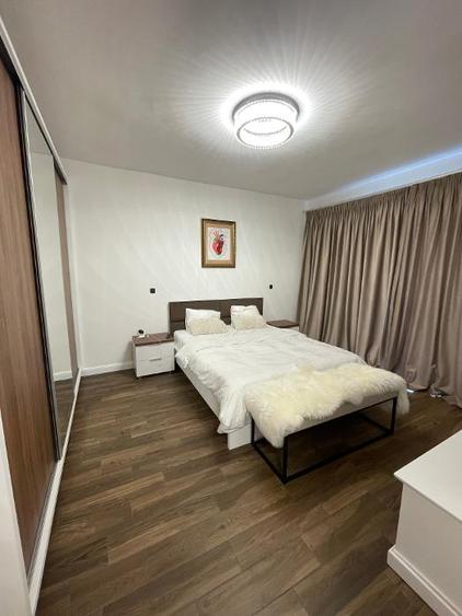 2 camere complex exclusivist, langa  Peles, et 1, 72mp, 2025, se vinde la cheie