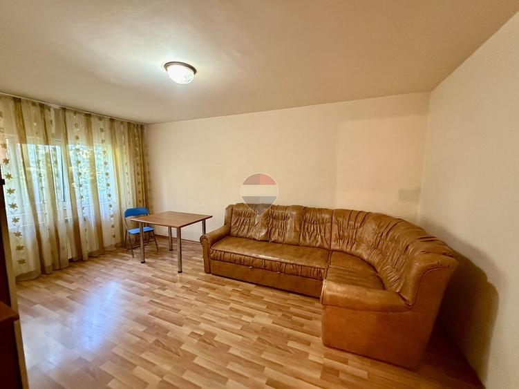 Apartament 3 camere zona 2 Stejari