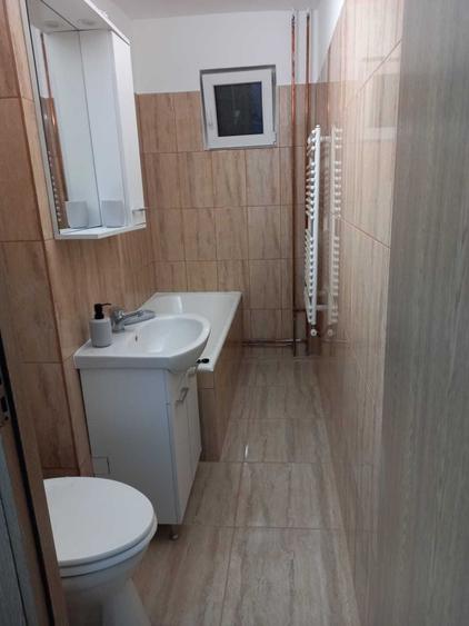 Apartament 2 camere | Etaj 1 | 50 mp | Zona Dâmboviței