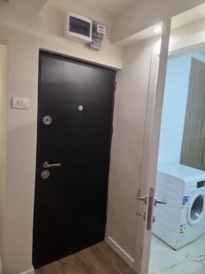 Vanzare Apartament 2 camere, parter, renovat recent, aproape de Parcul Carol