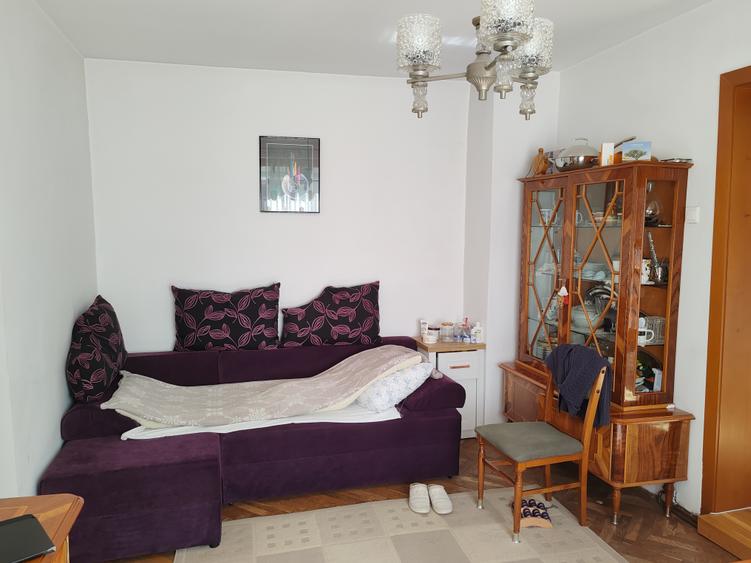 Apartament 3 camere in casa zona Central