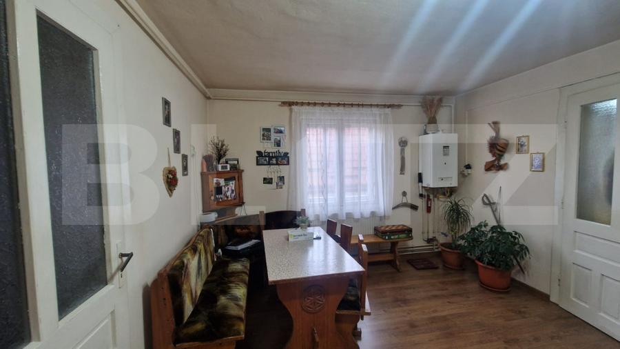 Casa de vanzare, D+P+Etaj+pod -individuala-centrala