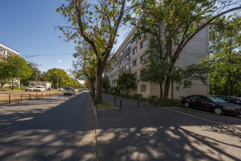 Apartamentul de lângă parc, 2 camere în care te poți muta, comision 0%!