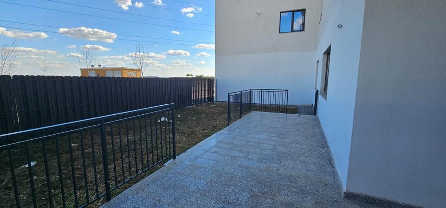 Apartament 2 camere cu curte de 85 mp in complexul Green Garden.