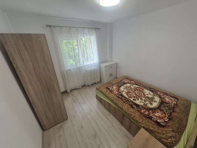Apartament 2 camere zona Podu de Fier