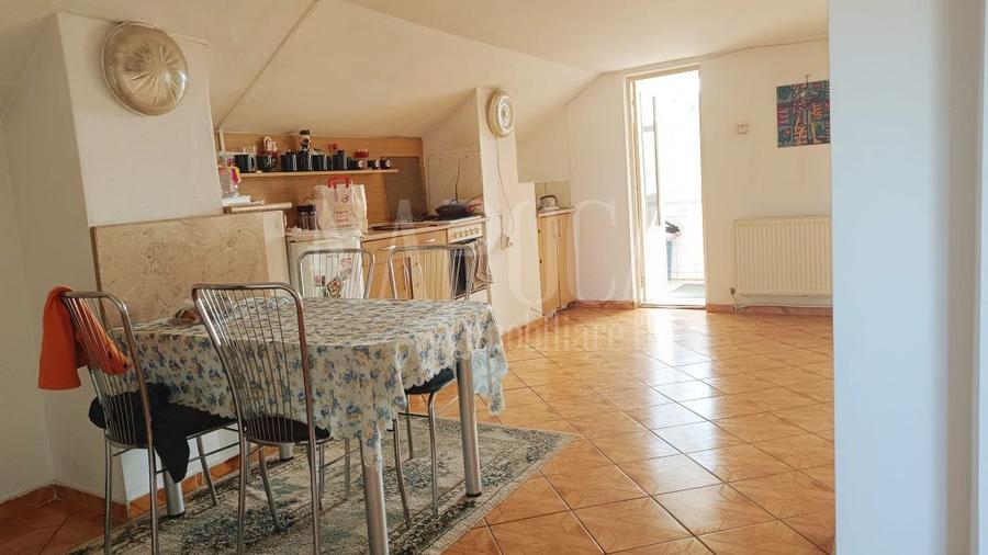 Casa 7 camere de vanzare in Someseni, Cluj Napoca