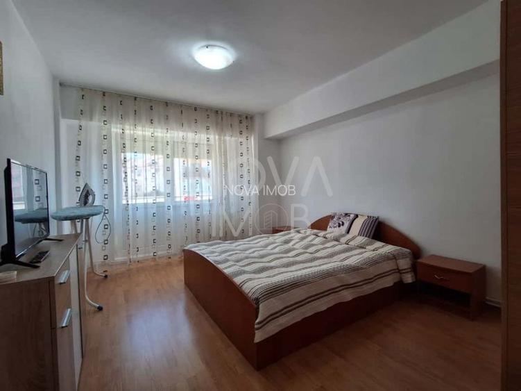 Apartament 3 camere de vanzare, Zona Garii - 3