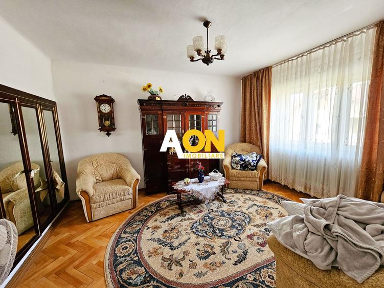Casa 4 camere, 525 mp teren, zona Centru