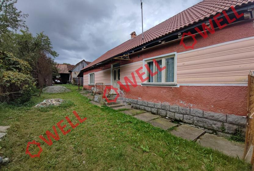 Casă familială de vânzare în Aita Seacă!