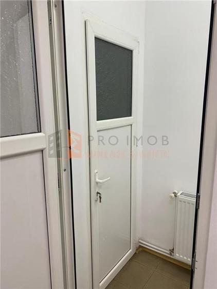 Spatiu comercial zona Brosteni