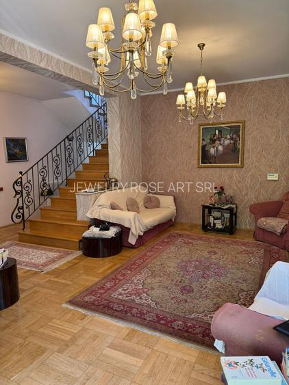 Vila P+E+M, 350 MP, 8 Camere, Terase 45 mp, zona Lac Straulesti,  langa Padure - 5