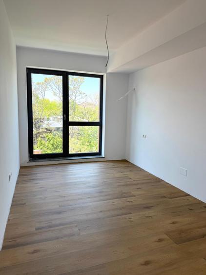 Piață Muncii Office / Spații de birouri 45-90 mp/ Parcare subterana