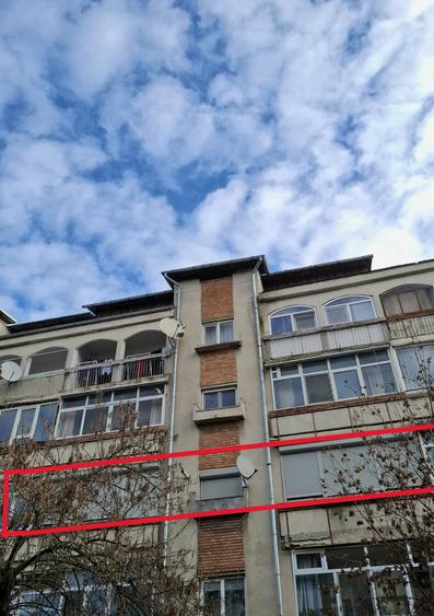 Apartament 4 camere,ultracentral, decomandat, mobilat si utilat,str Decebal