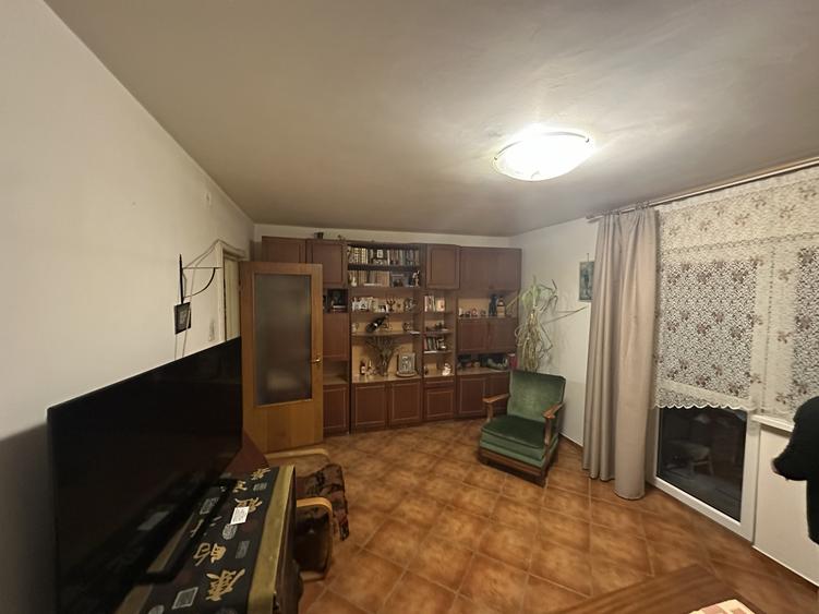 Berceni | 2 Camere | Bloc 1978 | Parter |