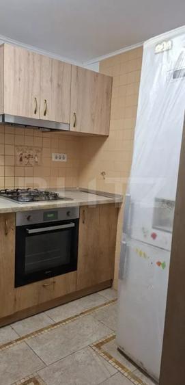 Apartament 3 camere, 60 mp, zona Nicolina