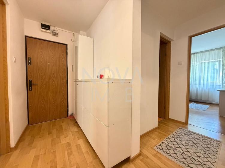 Apartament 3 camere,  Str. Constantin Noica