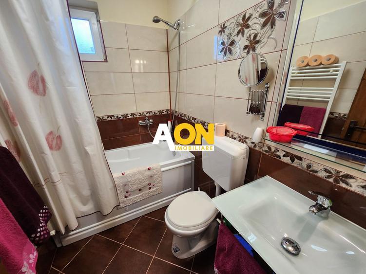 De vanzare casa 6 camere 8142 mp teren in Oarda de Sus