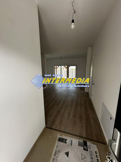 Casă spațioasă de vânzare cu 3 dormitoare și terasă Oarda de Jos, Alba