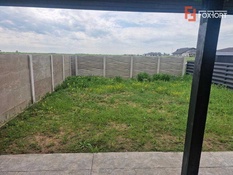 Duplex de vanzare cu 3 camere - zona Mosnita Noua