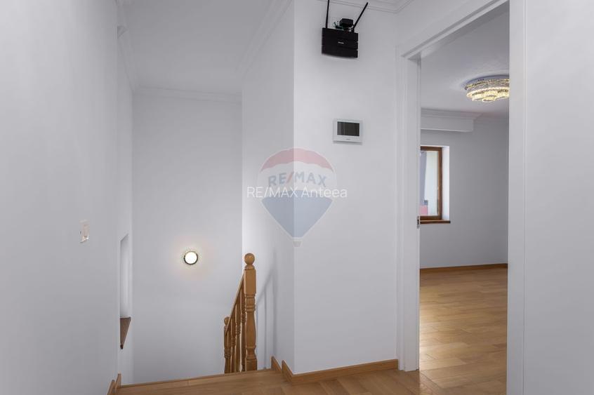 Vilă de inchiriat renovata recent, 1000 mp teren,  terasa de vara - 21