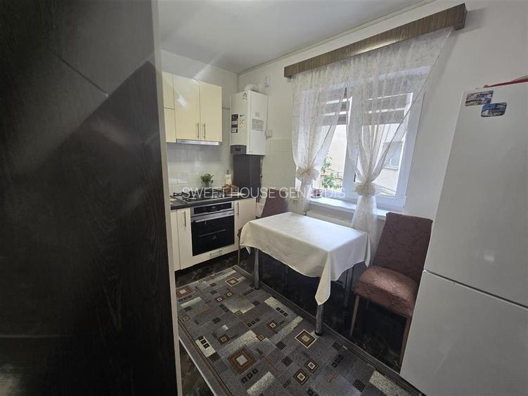 Apartament trei camere decomandat et 1 Centru Fagaras - 13
