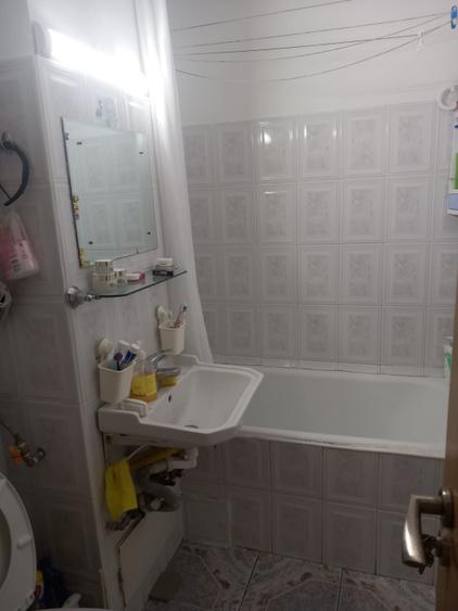 Apartament 2 camere de vanzare, 50.28 mp, semimobilat, Ploiesti Vest