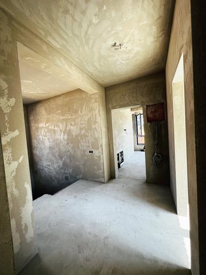 Casa individuala , 146 mp utili , 400 mp teren liber , in zona Tauti