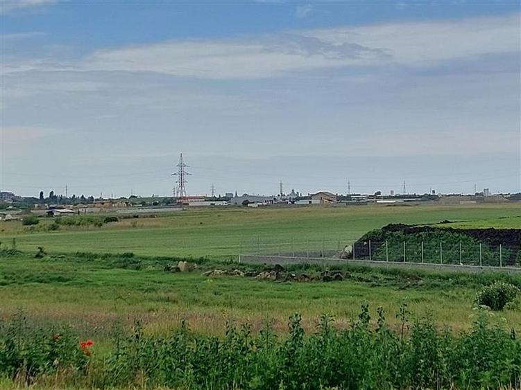 Teren intravilan zona Panduit
