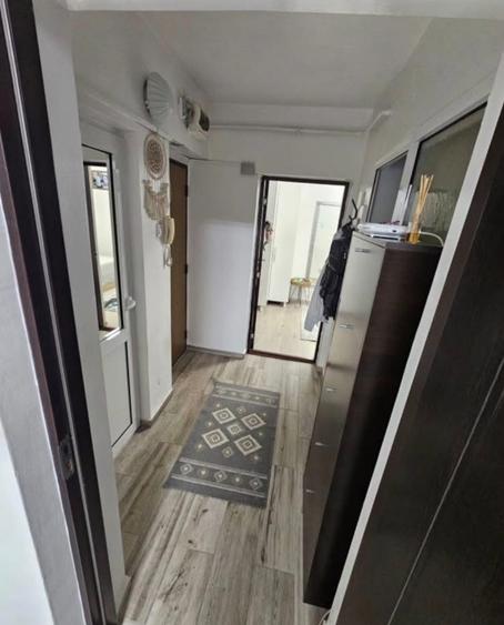 Ap.3 cd. Mircea cel Batran, et.3, CT,AC. mobilat si utilat complet!