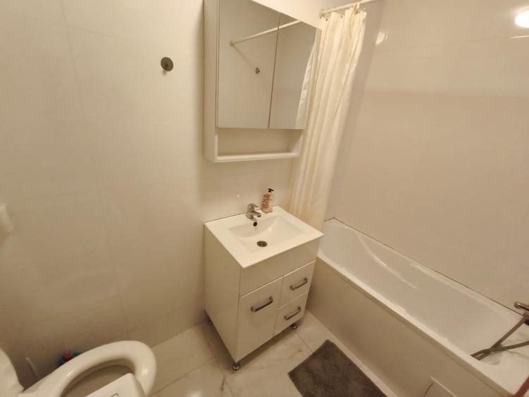 Garsoniera frumoasa in bloc de apartamente zona Pod Butelii