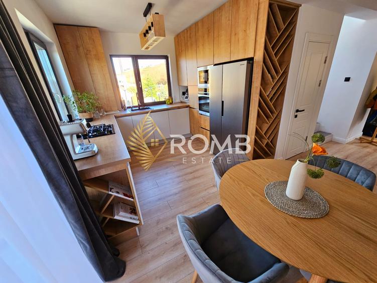 Casă tip duplex, 120 mp utili, teren 305 mp, complet mobilată, Valea Seaca