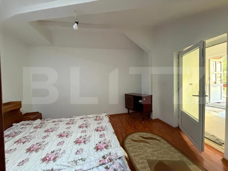 Camera de inchiriat la casa– 250 €/luna, utilitati incluse - zona Craiter