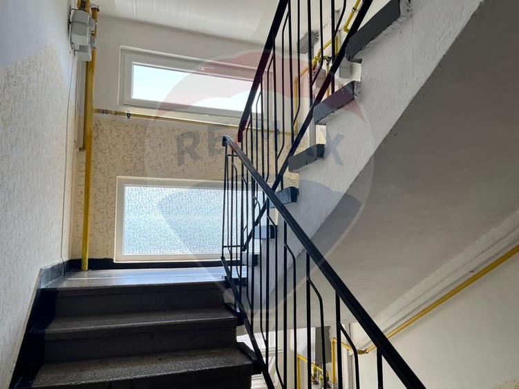 Apartament cu 2 camere de vânzare, acces strada Szilagyi Istvan!