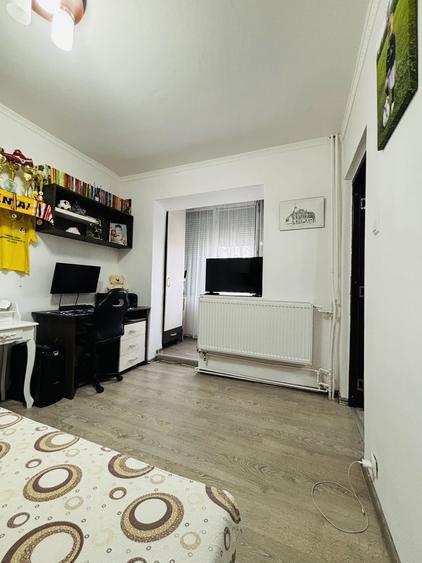 Apartament 2 camere, Zona Rogerius