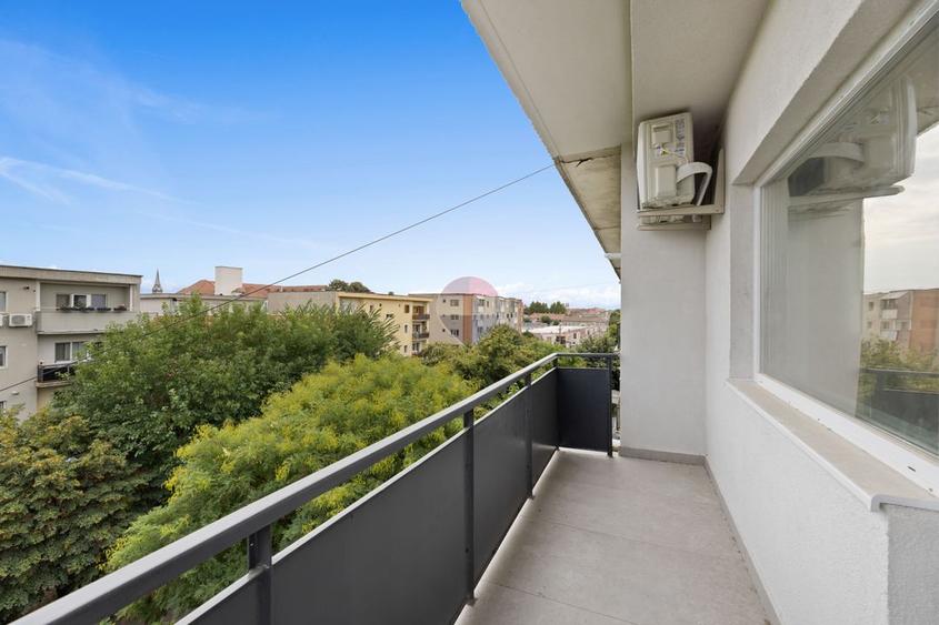Apartament cu 3 camere Piata Mica