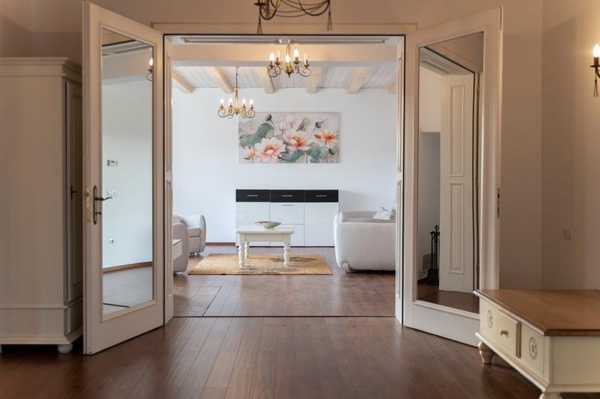 Apartement de lux, 5 camere